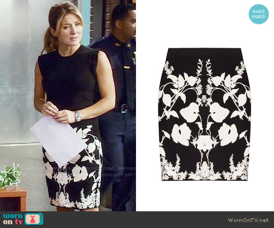 Alexander McQueen Intarsia Skirt worn by Maura Isles (Sasha Alexander) on Rizzoli and Isles