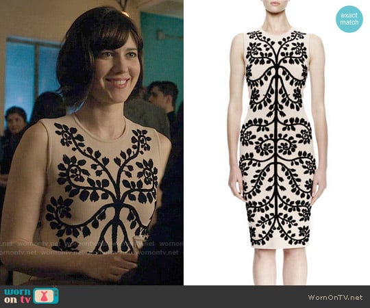 Alexander McQueen Leaf Print Dress worn by Laurel Healy (Mary Elizabeth Winstead) on BrainDead