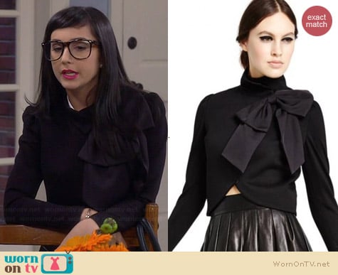 Alice + Olivia Addison Bow Collar Jacket worn by Molly Ephraim on Last Man Standing