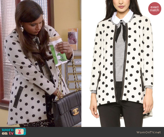 Alice + Olivia Collarless Polka Dot Coat worn by Mindy Kaling on The Mindy Project