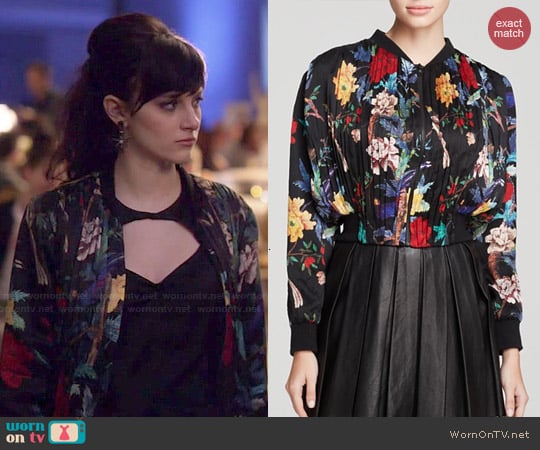 Alice + Olivia Drapey Gathered Crop Jacket worn by Layla Grant (Aubrey Peeples) on Nashville