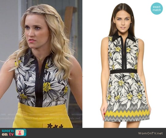 Alice & Olivia Ellis Floral Dress worn by Gabi Diamond (Emily Osment) on Young and Hungry