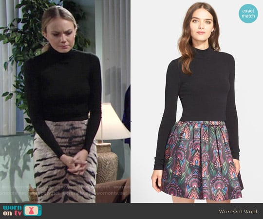 Alice + Olivia Garrison Mock Neck Turtleneck in Black worn by Abby Newman (Melissa Ordway) on The Young and the Restless