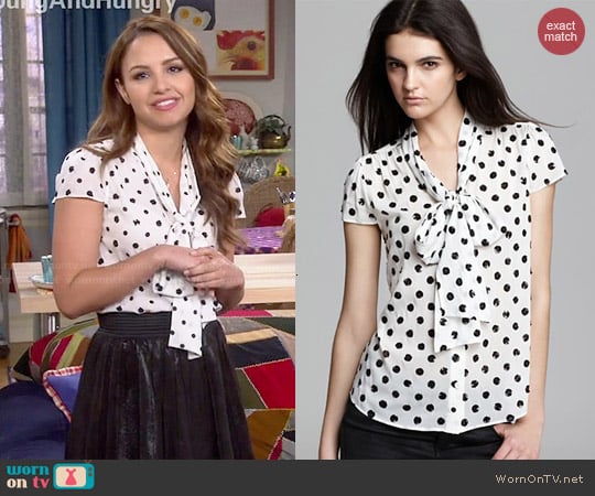 Alice + Olivia Miranda Blouse worn by Sofia Rodriguez (Aimee Carrero) on Young and Hungry