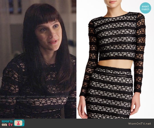 Alice & Olivia Twist Back Lace Crop Top worn by Layla Grant (Aubrey Peeples) on Nashville