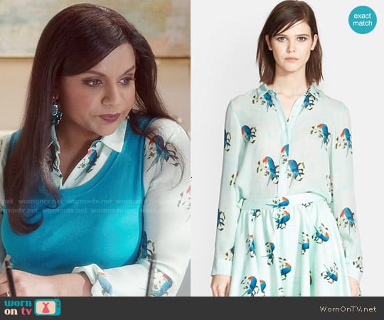 Alice & Olivia 'Willa' Parrot Print Shirt worn by Mindy Lahiri (Mindy Kaling) on The Mindy Project