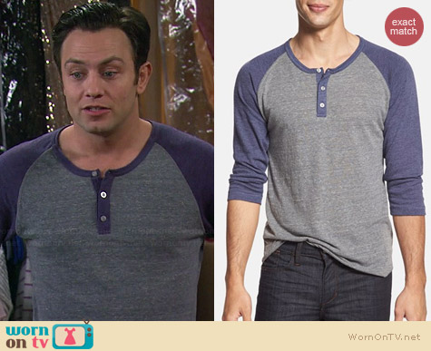 Alternative Henley in Eco Grey / Eco Cambridge Blue worn by Jonathan Sadowski on Young & Hungry