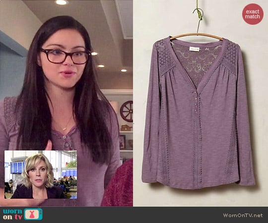 Anthropologie Quinn Henley worn by Alex Dunphy (Ariel Winter) on Modern Family