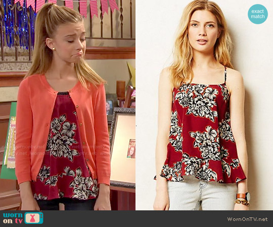 Anthropologie Zaballa Tank in Red worn by Avery Jennings (G. Hannelius) on Dog with a Blog