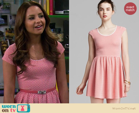 Aqua Cap Sleeve Basket Weave Dress worn by Aimee Carrero on Young & Hungry