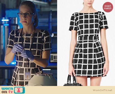 Arrow Fashion: French Connection Paint Check Dress worn by Emily Bett Rickards