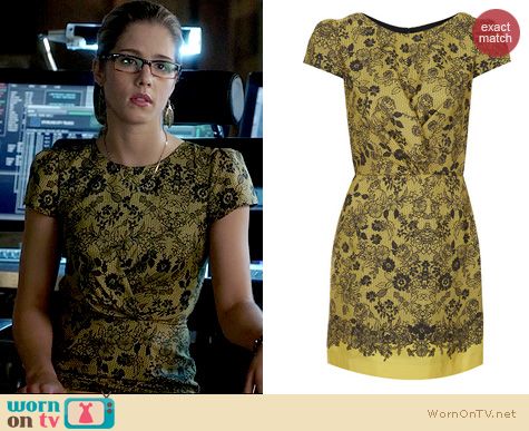 Arrow Fashion: Topshop Lace placement twist dress in yellow worn by Emily Bett Rickards