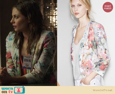 Fashion of Arrow: Zara floral blazer worn by Willa Holland