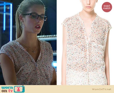 Arrow fashion: Zara Oversized Polka Dot Shirt worn by Emily Bett Rickards