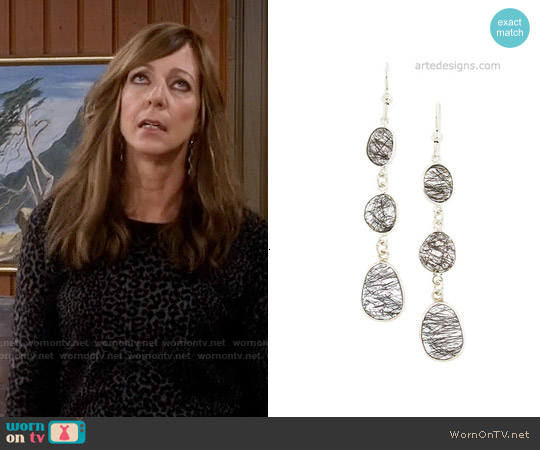 Arte Designs 3 Stone Black Rutilated Quartz Earrings worn by Bonnie Plunkett (Allison Janney) on Mom