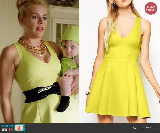 ASOS Bonded Raw Edge Lime Skater Dress worn by Laurie Keller (Busy Philipps) on Cougar Town