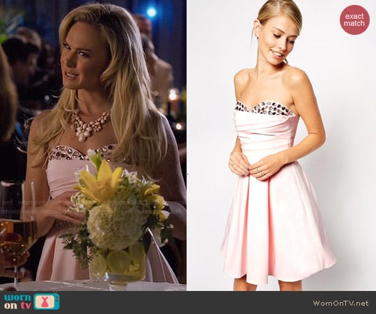 ASOS Embellished Peekaboo Bandeau Dress worn by Shelby (Laura Bell Bundy) on Hart of Dixie