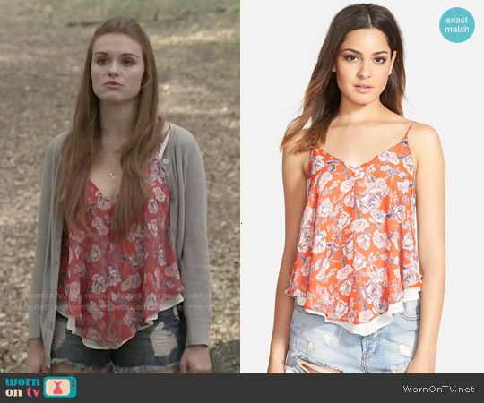 ASTR Print Double Layer Camisole worn by Lydia Martin (Holland Roden) on Teen Wolf