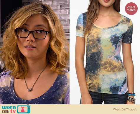 Awkward Fashion: Urban Outfitters BDG Scoopneck Tee in Cosmos worn by Jessica Lu