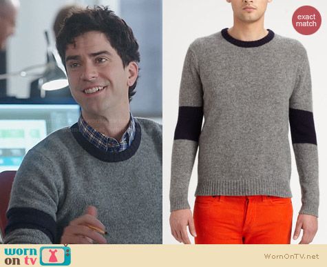 Band of Outsiders Blocked Crewneck Sweater worn by Hamish Linklater on The Crazy Ones