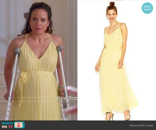 Bar III Sleeveless V-Neck Racerback Pleated Maxi Dress worn by Zoila Diaz (Judy Reyes) on Devious Maids