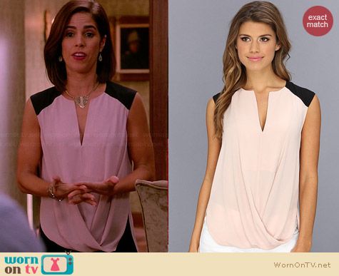 Bcbgmaxazria Gisele Blouse in Bare Pink worn by Ana Ortiz on Devious Maids