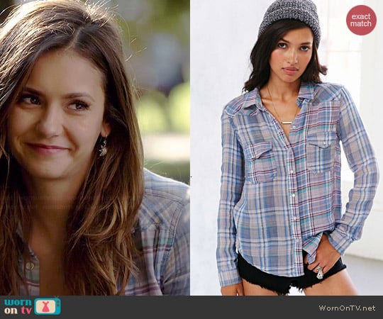 BDG Shrunked Double-Cloth Snap-Down Shirt in Blue worn by Nina Dobrev on The Vampire Diaries