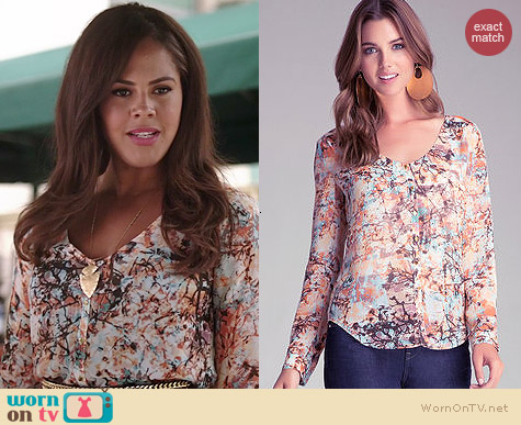 Bebe Print Button Up Blouse in Beautiful Branches worn by Lenora Crichlow on A to Z