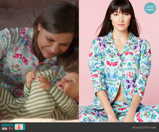 BedHead Floral Wonderland Classic PJ Set worn by Mindy Lahiri (Mindy Kaling) on The Mindy Project