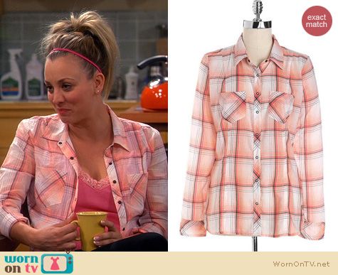 Fashion of The Big Bang Theory: Guess plaid shirt worn by Kaley Cuoco