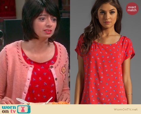 The Big Bang Theory Fashion: Splendid Parisian Tulip top worn by Kate Micocci