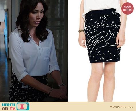 Bones Fashion: Club Monaco Breena Skirt worn by Michaela Conlin