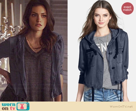 BP Hooded Crop Chambray Jacket in Navy Peacoat worn by Phoebe Tonkin on The Originals