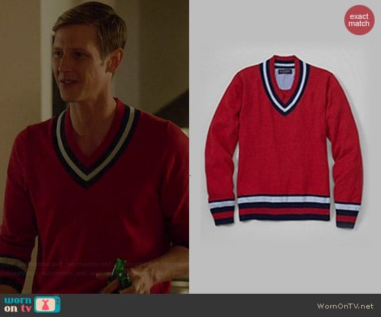 Brooks Brothers Mens Cricket Sweater worn by Gabrielle Mann on Revenge