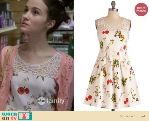 Bunheads Fashion: BB Dakota Laurent dress from Modcloth worn by Julia Goldani Telles