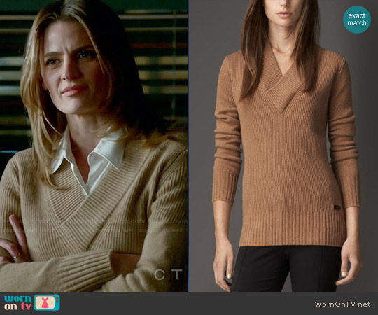 Burberry Ribbed Cashmere V-neck Sweater worn by Kate Beckett (Stana Katic) on Castle