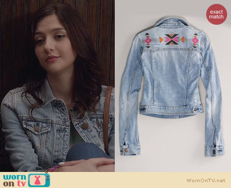 The Carrie Diaries Fashion: AE Embroidered Denim Jacket worn by Katie Findlay