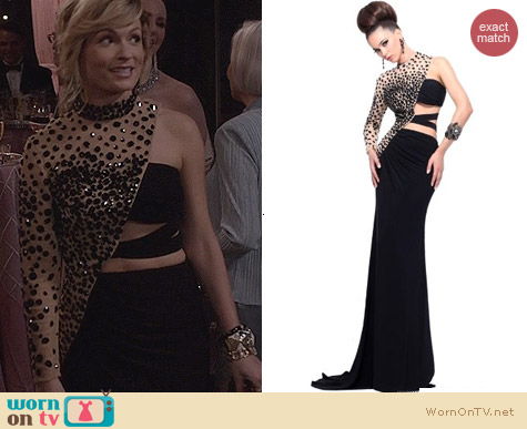 The Carrie Diaries Style: Sherri Hill Dress 21002 worn by Lindsey Gort