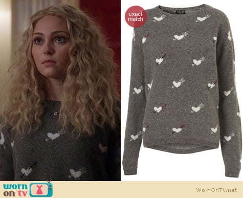 Carrie Diaries Fashion: Topshop hearts arrows jumper worn by Anna SophiaRobb