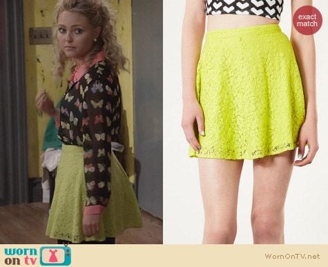 The Carrie Diaries Fashion: Topshop Lime Lace Skater Skirt worn by Carrie Bradshaw