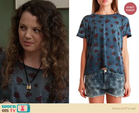 The Carrie Diaries Style: Current/Elliot Strawberry print Freshman tee worn by Stefania Owen