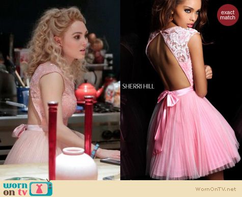 The Carrie Diaries Style: Sherri Hill pink backless pleated dress worn by AnnaSophia Robb