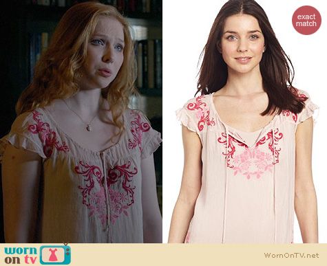 Castle Fashion: Johnny Was Reina Blouse worn by Molly Quinn