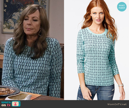 Charter Club Cashmere Chain-Print Sweater worn by Bonnie Plunkett (Allison Janney) on Mom