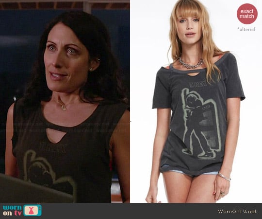 Chaser Electric Warrior Tank worn by Lisa Edelstein on GG2D