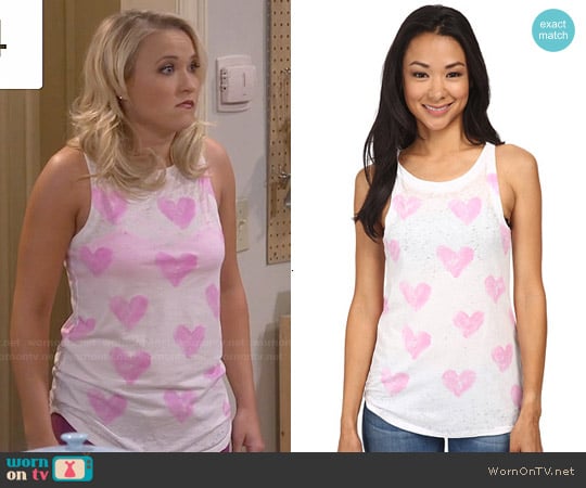 Chaser Heart Print Tank Top worn by Gabi Diamond (Emily Osment) on Young and Hungry