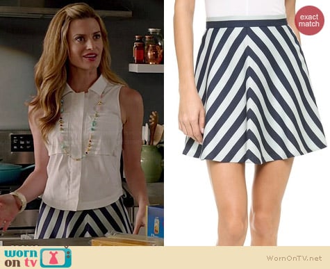 Club Monaco Renay Skirt worn by Brooke D'Orsay on Royal Pains