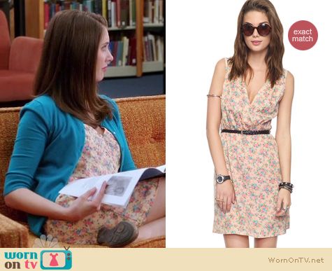 Community Fashion: Forever 21 Ditsy print surplice dress worn by Alison Brie