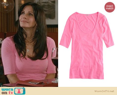 Cougar Town Fashion: J. Crew Drapey Elbow Sleeve Tee in Pink worn by Courtney Cox