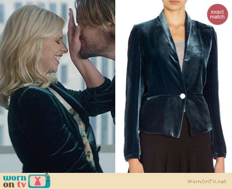 The Crazy Ones Clothes: Band of Outsiders Velvet Blazer worn by Sarah Michelle Gellar